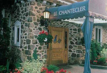 Hotel Le Chantecler Sainte-Adèle Exteriör bild