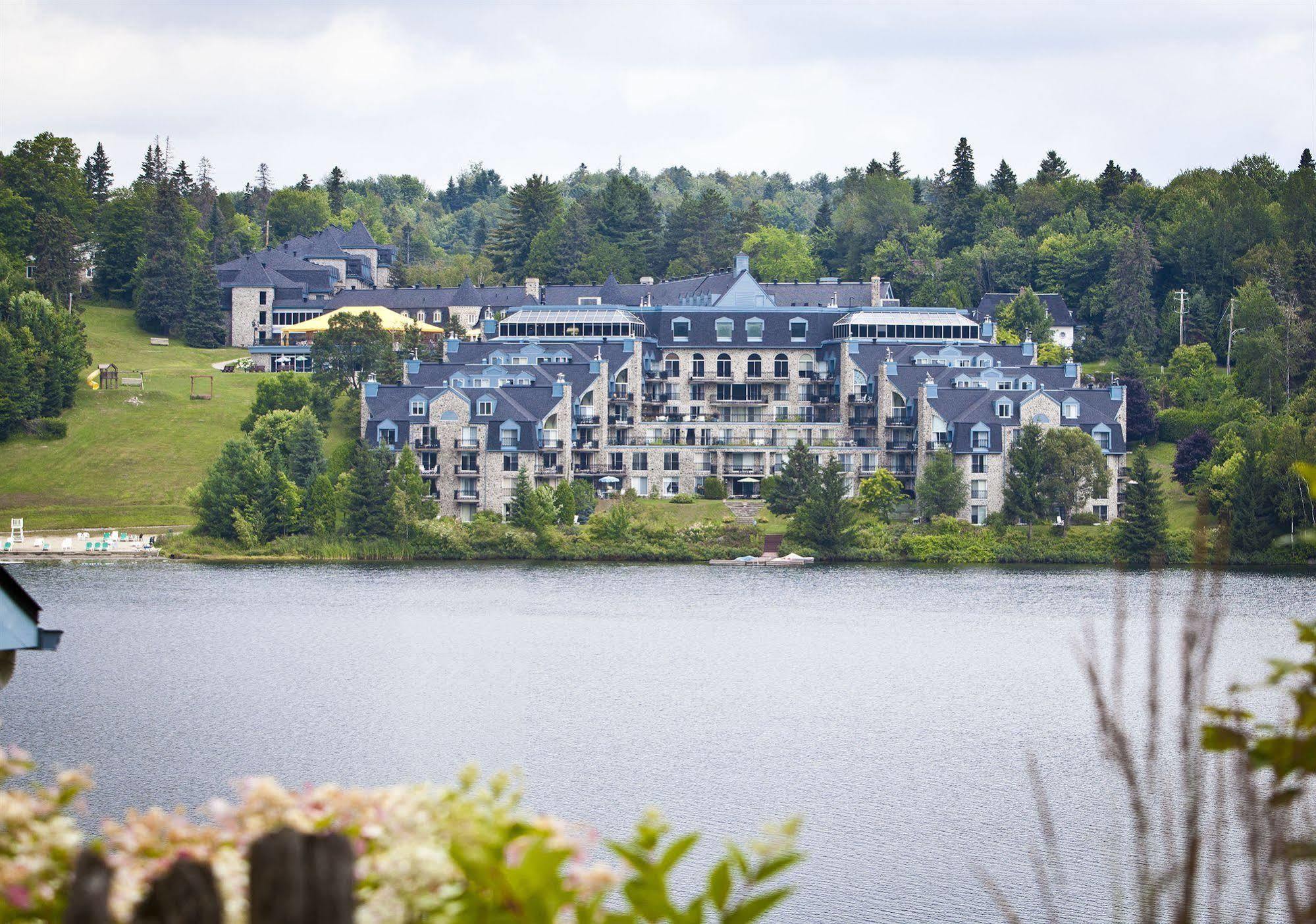 Hotel Le Chantecler Sainte-Adèle Exteriör bild